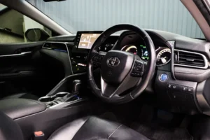 Toyota Camry 2.5 HEV Premium MNC 2023 [EGH]