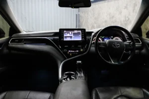 Toyota Camry 2.5 HEV Premium MNC 2023 [EGH]