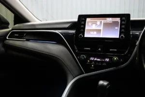 Toyota Camry 2.5 HEV Premium MNC 2023 [EGH]
