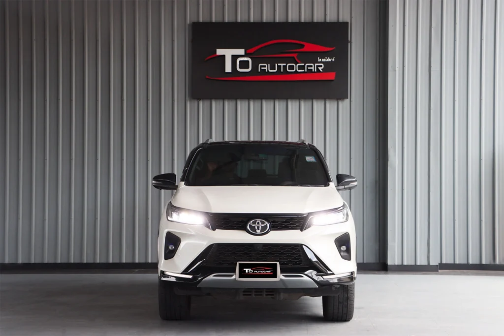 Toyota Fortuner 2.4 Legender 4WD 2022 [CAED]