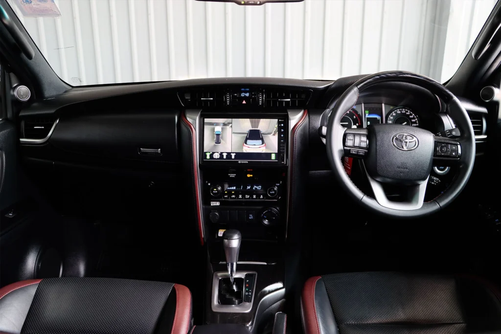 Toyota Fortuner 2.4 Legender 4WD 2022 [CAED]