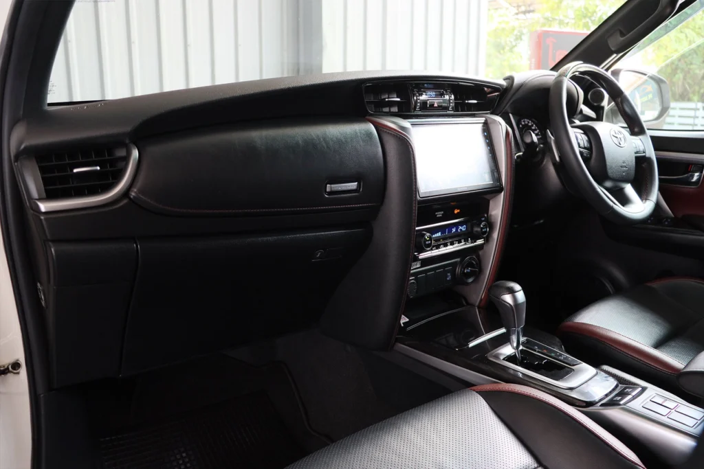 Toyota Fortuner 2.4 Legender 4WD 2022 [CAED]