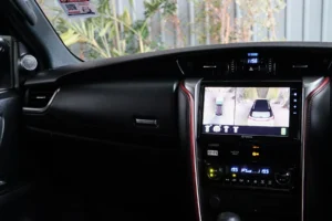 Toyota Fortuner 2.4 Legender 2WD 2023 [IIDJ]