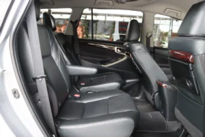 Toyota Innova 2.8 Crysta Premium MNC 2023 [GFJ]