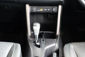 Toyota Innova 2.8 Crysta Premium MNC 2023 [GFJ]