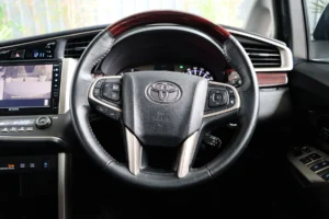 Toyota Innova 2.8 Crysta Premium MNC 2023 [GFJ]