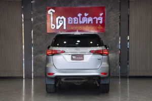 Toyota Fortuner 2.4 V 4WD 2020 [ACFJ]