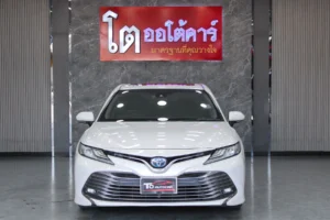 Toyota Camry 2.5 Hybrid Premium 2021 [DJAE]
