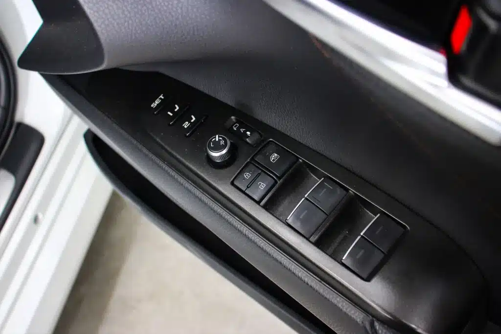 TOYOTA CAMRY 2.5 HEV PREMIUM LUXURY MNC 2021 [BFCD]