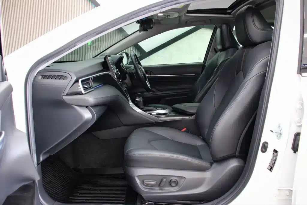 TOYOTA CAMRY 2.5 HEV PREMIUM LUXURY MNC 2021 [BFCD]