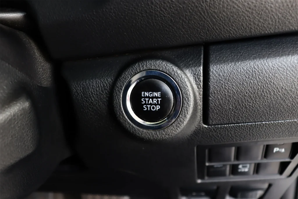 Toyota Fortuner 2.4 Leader V 2WD 2022 [GIEC]