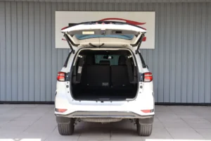 Toyota Fortuner 2.4 Leader V 2WD 2022 [GIEC]