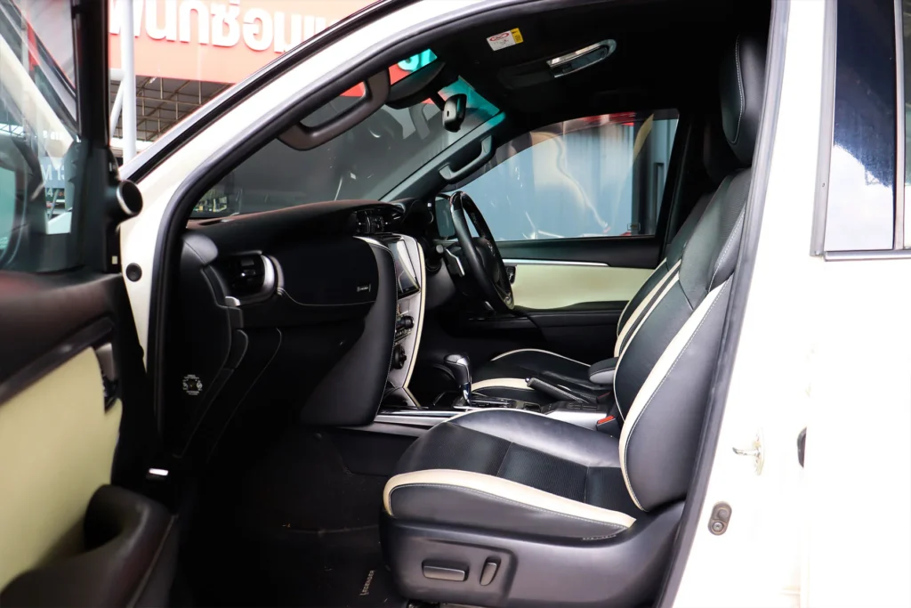 Toyota Fortuner 2.8 Legender 4WD 2021 [EJGA]