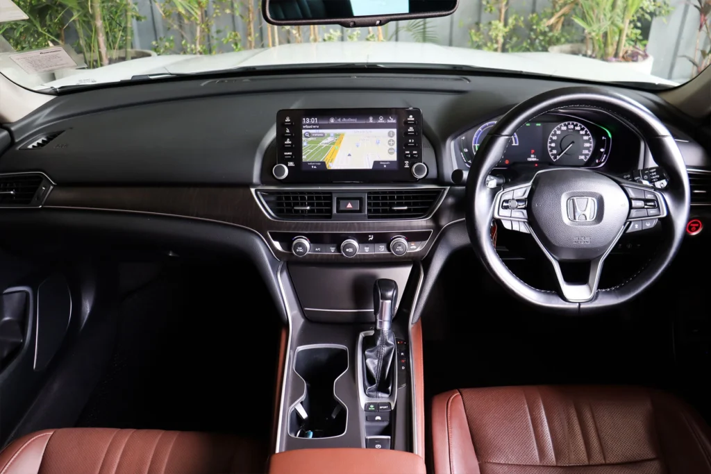 Honda Accord 2.0 e:HEV EL Plus MNC 2022 [AAEG]