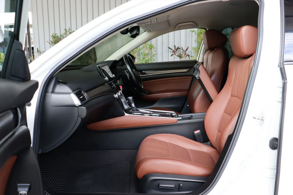 Honda Accord 2.0 e:HEV EL Plus MNC 2022 [AAEG]