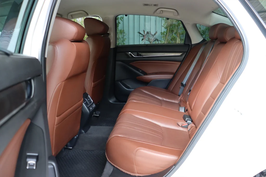 Honda Accord 2.0 e:HEV EL Plus MNC 2022 [AAEG]