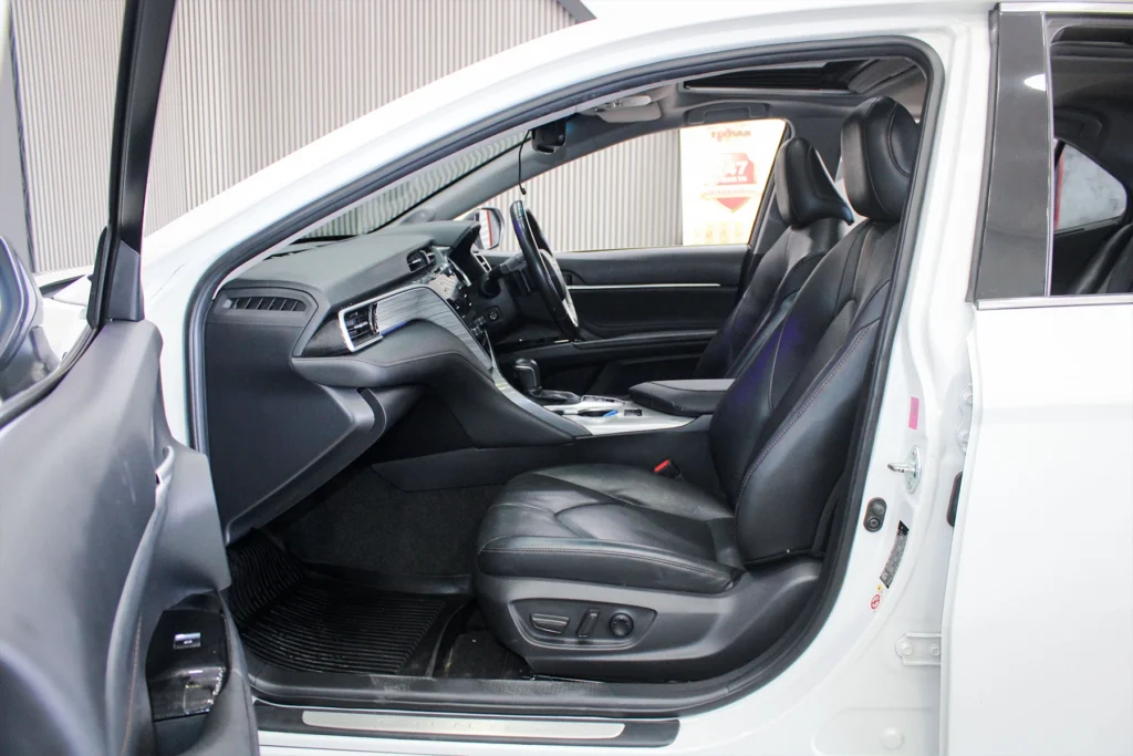 Toyota Camry 2.5 Hybrid Premium 2021 [DJAE]