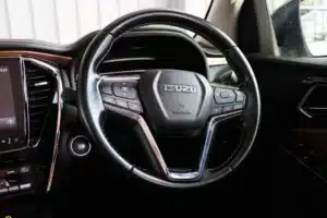 ISUZU MU-X 3.0 ULTMATE 2WD 2021 [CLEB]