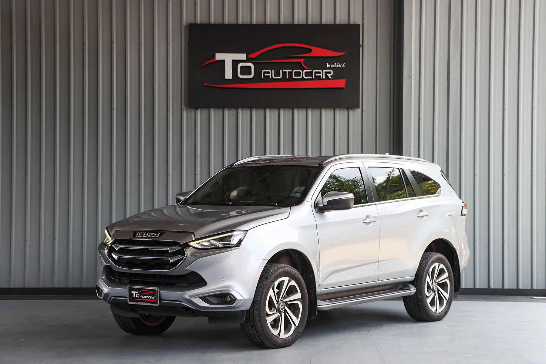 Isuzu MU-X 3.0 Ultimate 2WD 2021 [CIIA]