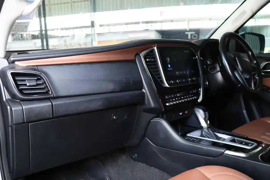 ISUZU MU-X 3.0 ULTMATE 2WD 2021 [CLEB]