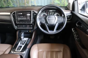 ISUZU MU-X 1.9 ULTIMATE 2WD 2023 [GAJI]