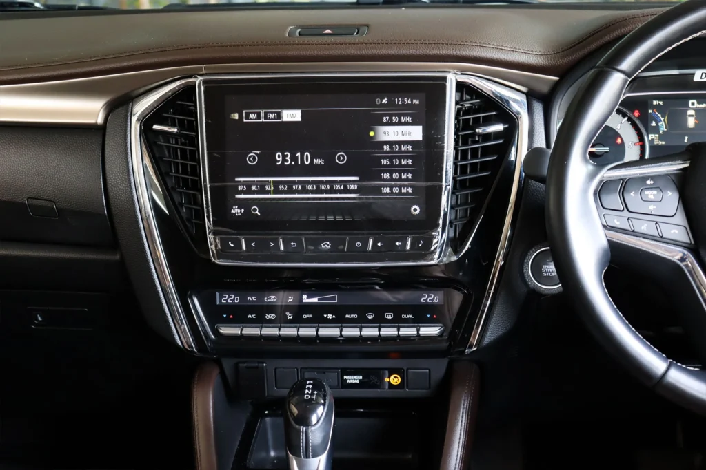 ISUZU MU-X 1.9 ULTIMATE 2WD 2023 [GAJI]
