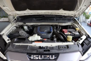ISUZU MU-X 1.9 ULTIMATE 2WD 2023 [GAJI]