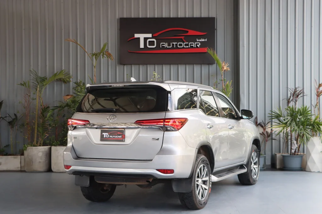 Toyota Fortuner 2.8 V 4WD MNC 2019 [EDGJ]