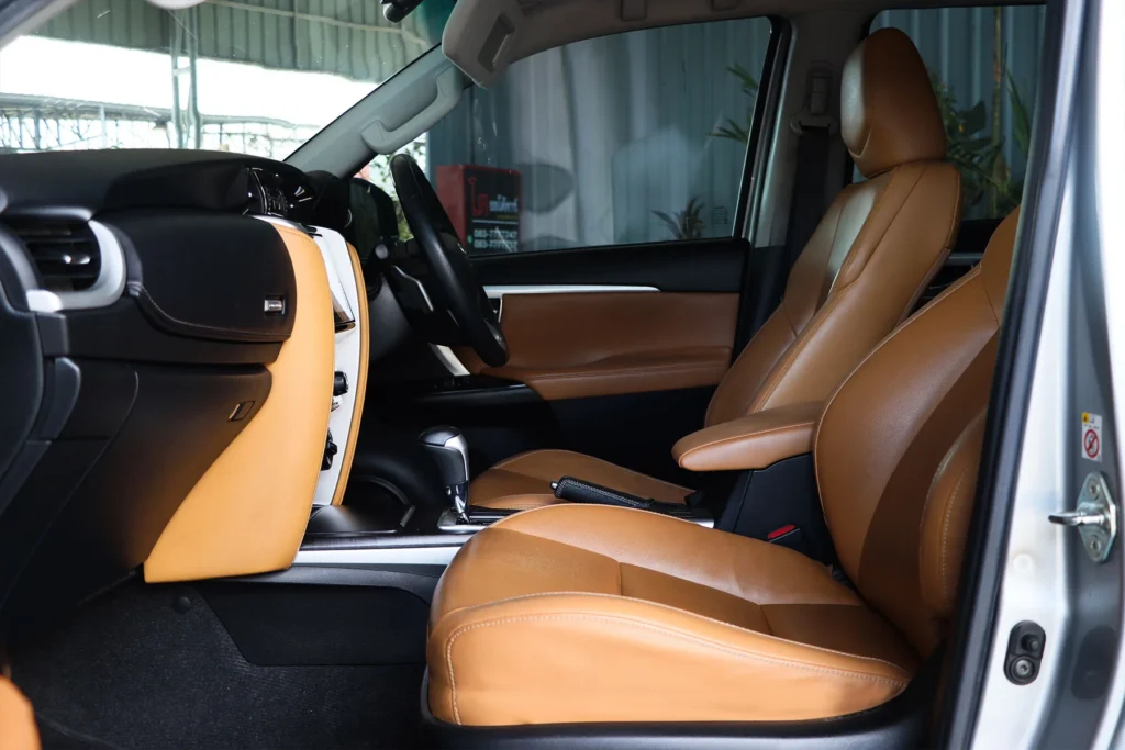Toyota Fortuner 2.8 V 4WD MNC 2019 [EDGJ]