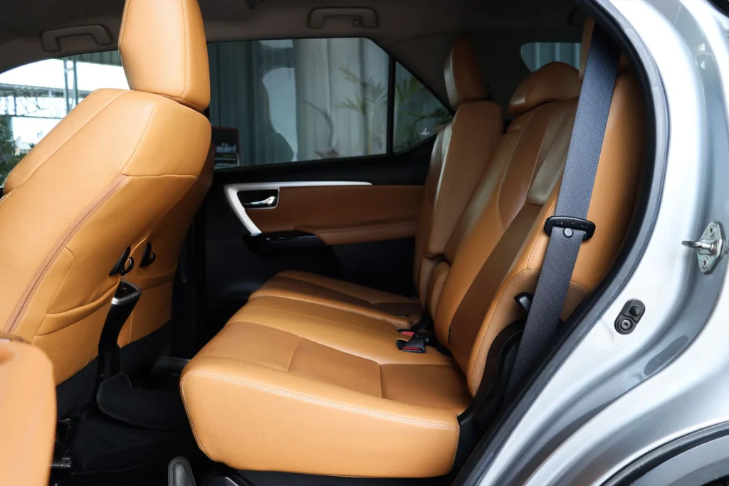 Toyota Fortuner 2.8 V 4WD MNC 2019 [EDGJ]