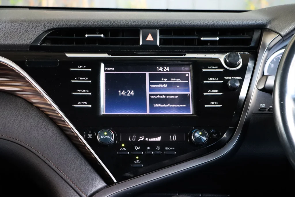 Toyota Camry 2.0 G 2019 [ADBJ]