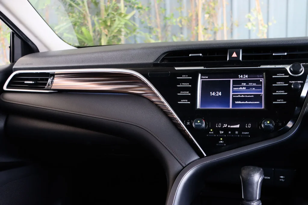 Toyota Camry 2.0 G 2019 [ADBJ]