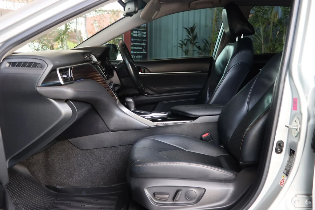 Toyota Camry 2.0 G 2019 [ADBJ]