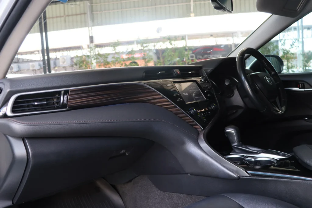 Toyota Camry 2.0 G 2019 [ADBJ]
