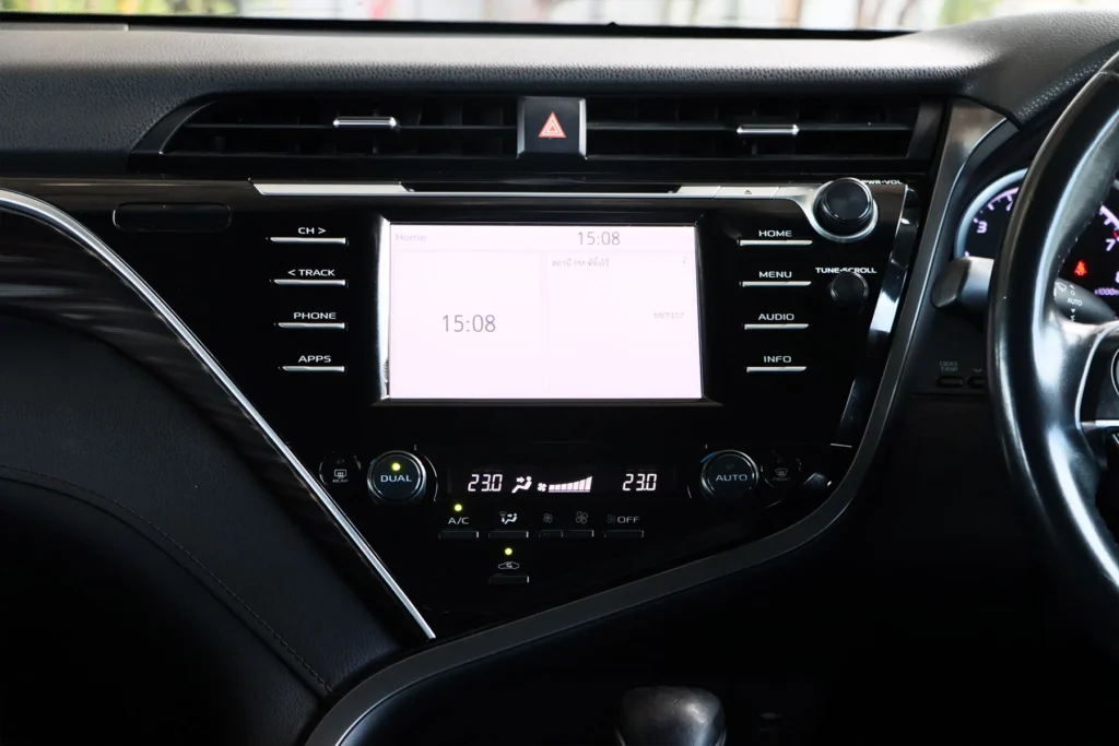 Toyota Camry 2.0 G 2019 [CJDC]