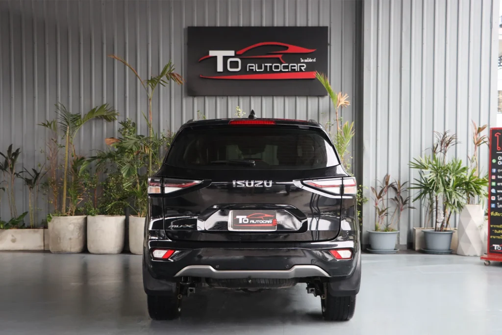 Isuzu MU-X 3.0 Ultimate 2WD 2022 [GAJI]