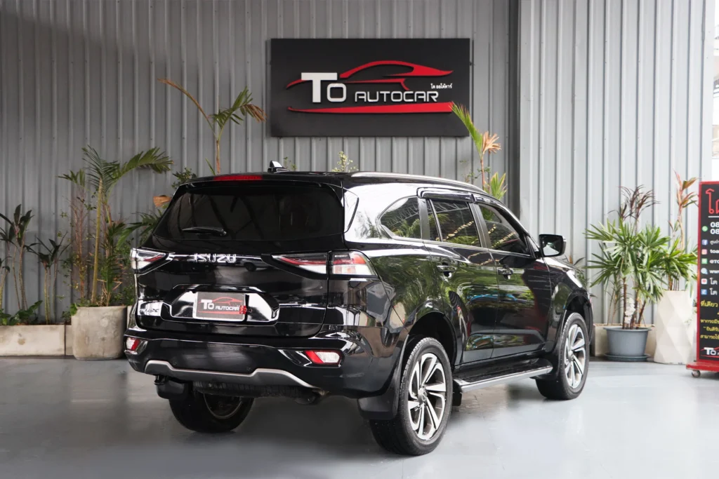 Isuzu MU-X 3.0 Ultimate 2WD 2022 [GAJI]