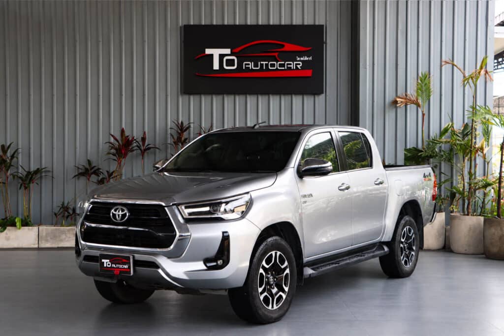 Toyota Revo 2.8 High Double Cab 4WD 2021 A/T [CBCD]