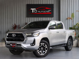 Toyota Revo 2.8 High Double Cab 4WD 2021 A/T [CJIE]