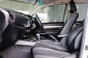 Toyota Revo 2.8 High Double Cab 4WD 2021 A/T [CJIE]