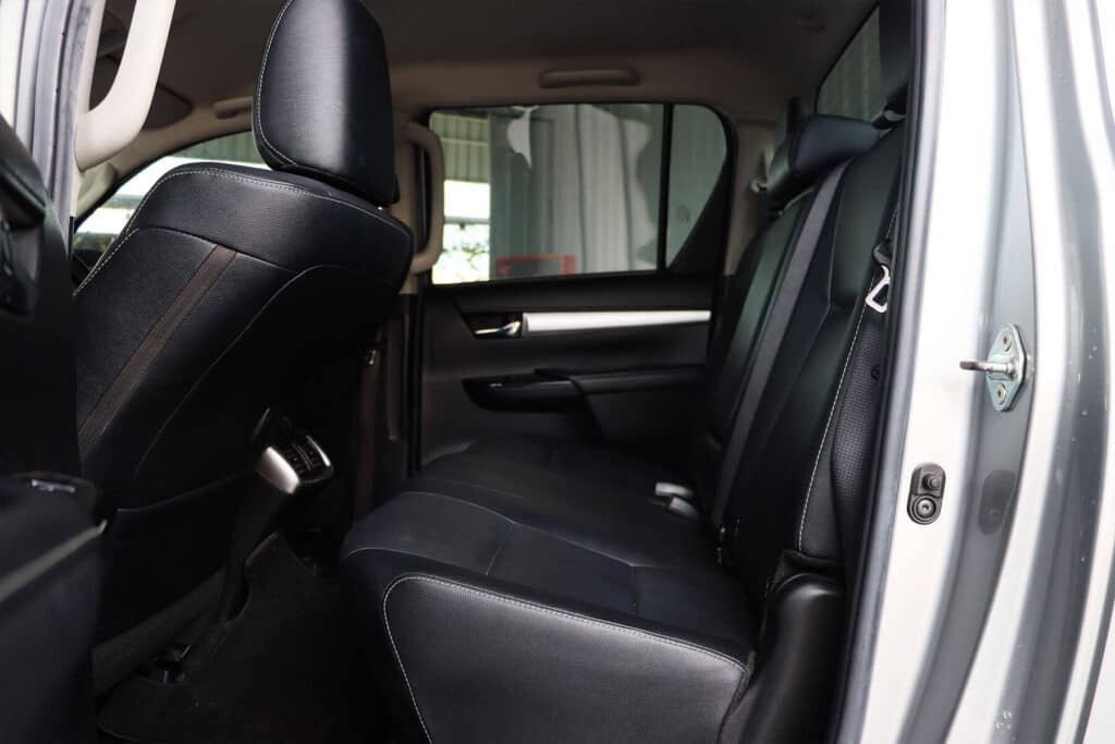 Toyota Revo 2.8 High Double Cab 4WD 2021 A/T [CBCD]