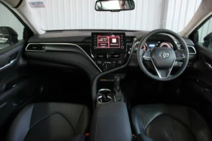 Toyota Camry 2.5 Sport MNC 2022 [HGJD]