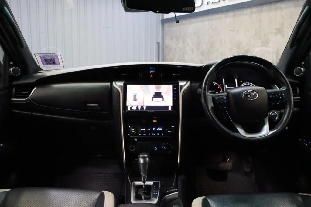 Toyota Fortuner 2.8 Legender 4WD 2021 [HEDJ]