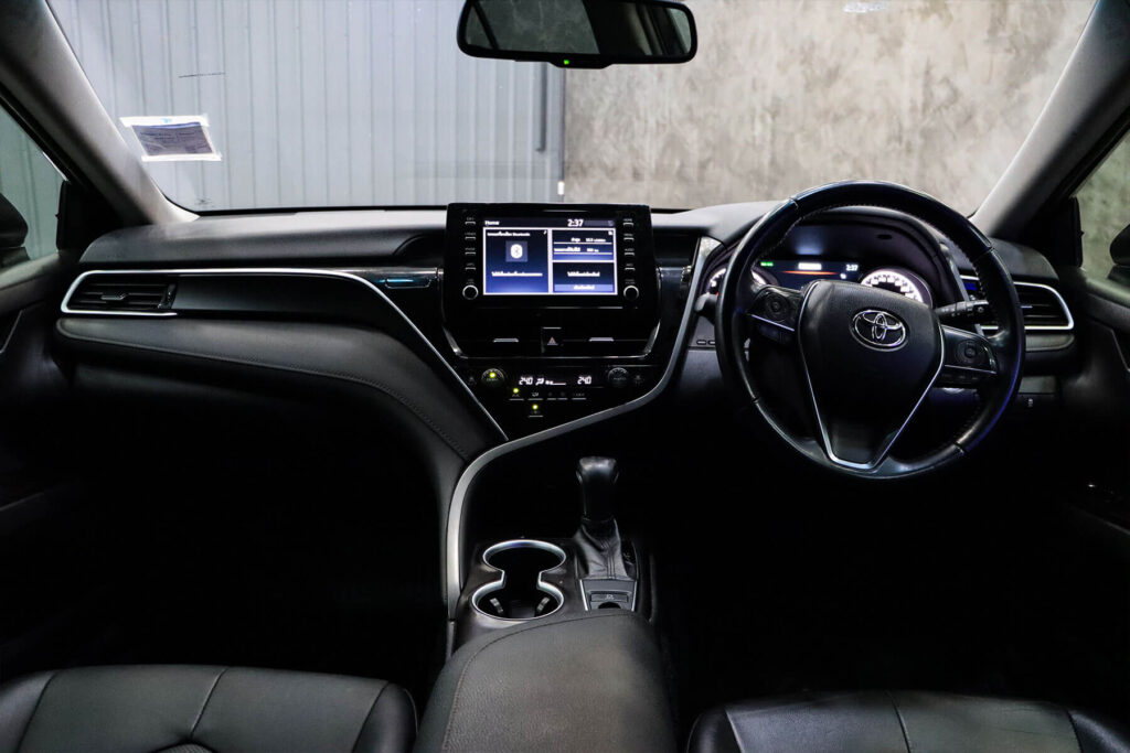Toyota Camry 2.5 Sport MNC 2022 [HJFD]