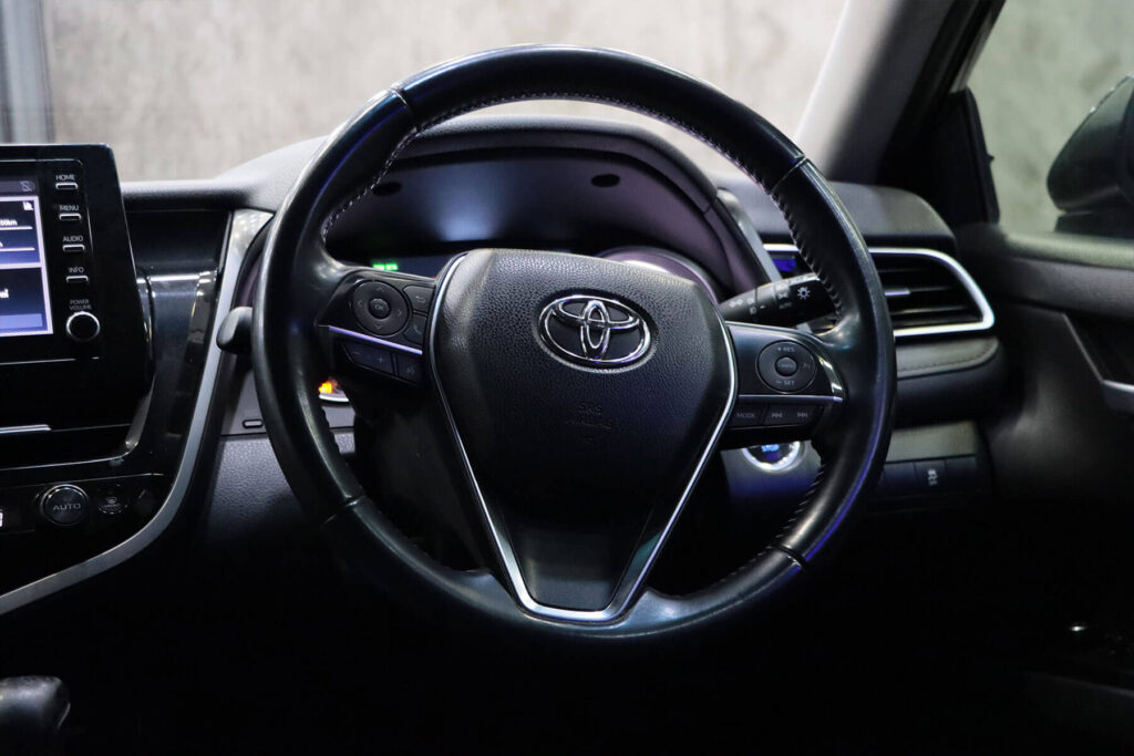Toyota Camry 2.5 Sport MNC 2022 [HJFD]
