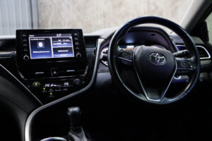Toyota Camry 2.5 Sport MNC 2022 [HJFD]