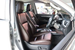 Toyota Fortuner 2.4 V 2WD MNC 2019 [CEAA]