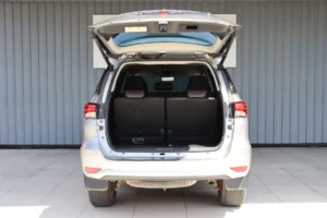 Toyota Fortuner 2.4 V 2WD MNC 2019 [CEAA]