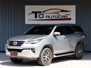 Toyota Fortuner 2.4 V 2WD MNC 2019 [CEAA]