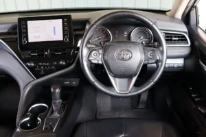 Toyota Camry 2.5 Sport MNC 2022 [HJFA]